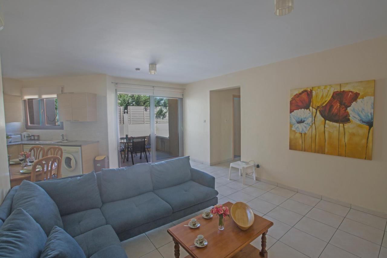 Napiana Apartments Agia Napa Buitenkant foto