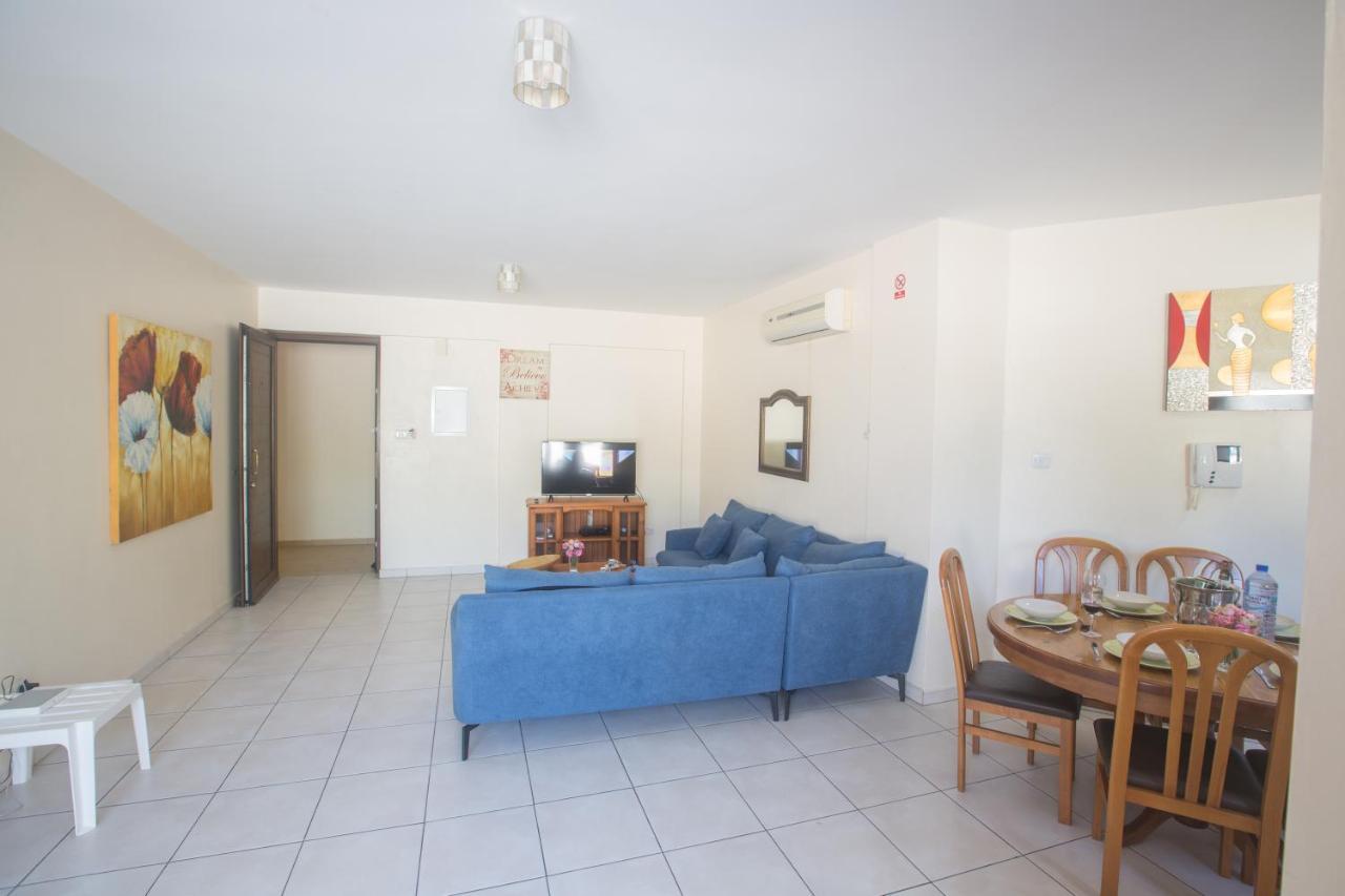 Napiana Apartments Agia Napa Buitenkant foto
