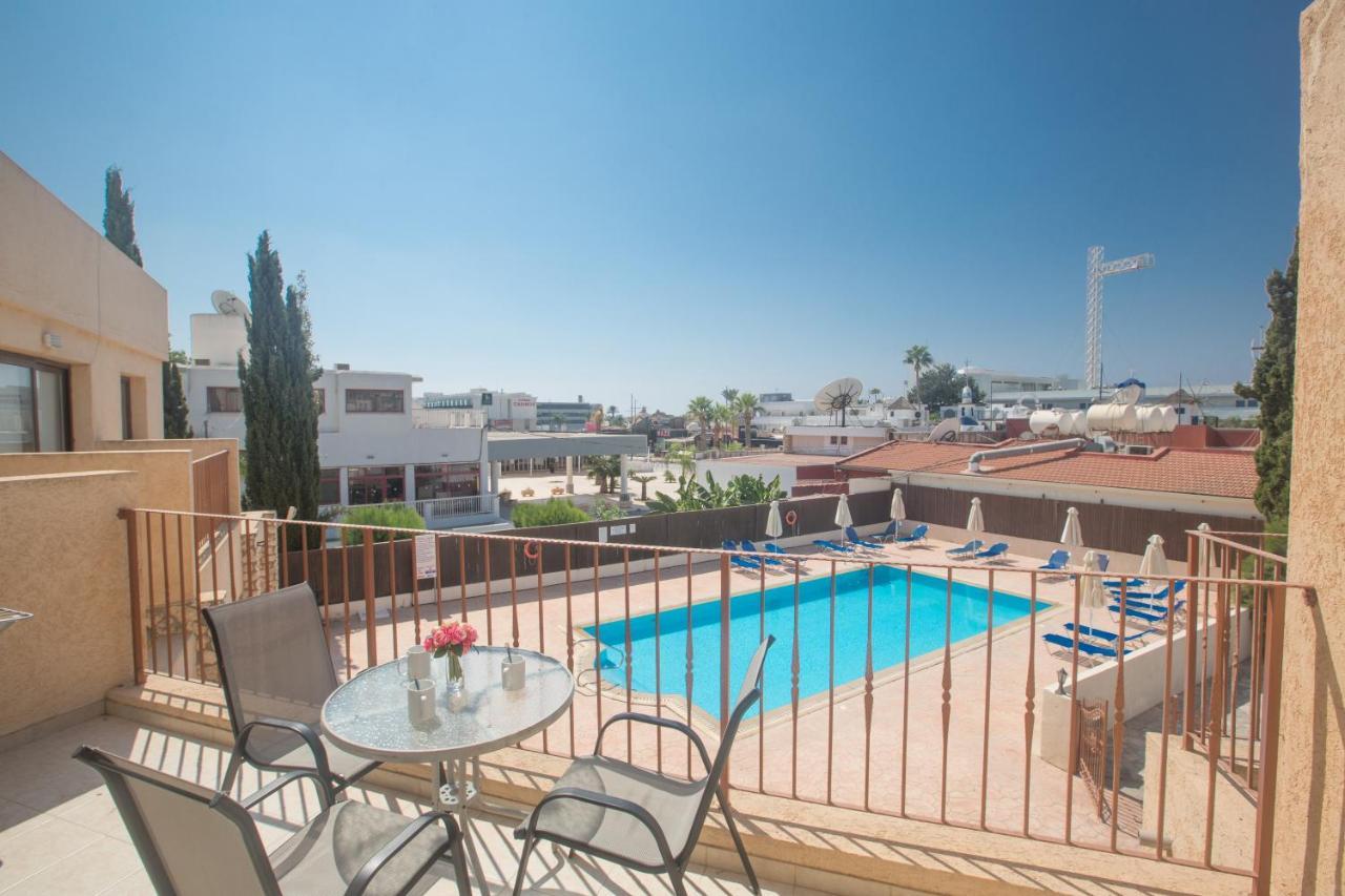 Napiana Apartments Agia Napa Buitenkant foto