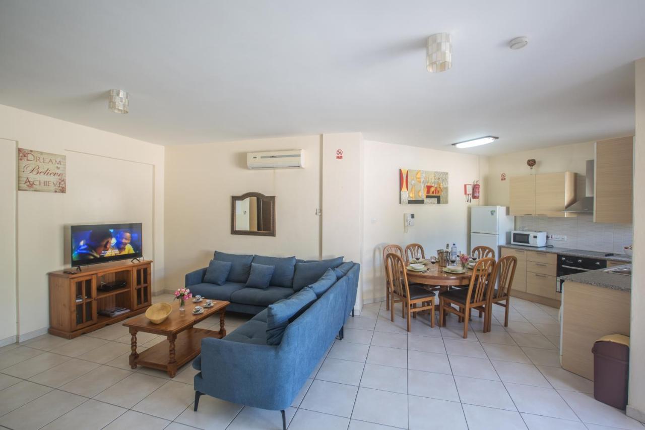 Napiana Apartments Agia Napa Buitenkant foto