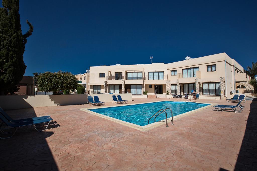 Napiana Apartments Agia Napa Buitenkant foto