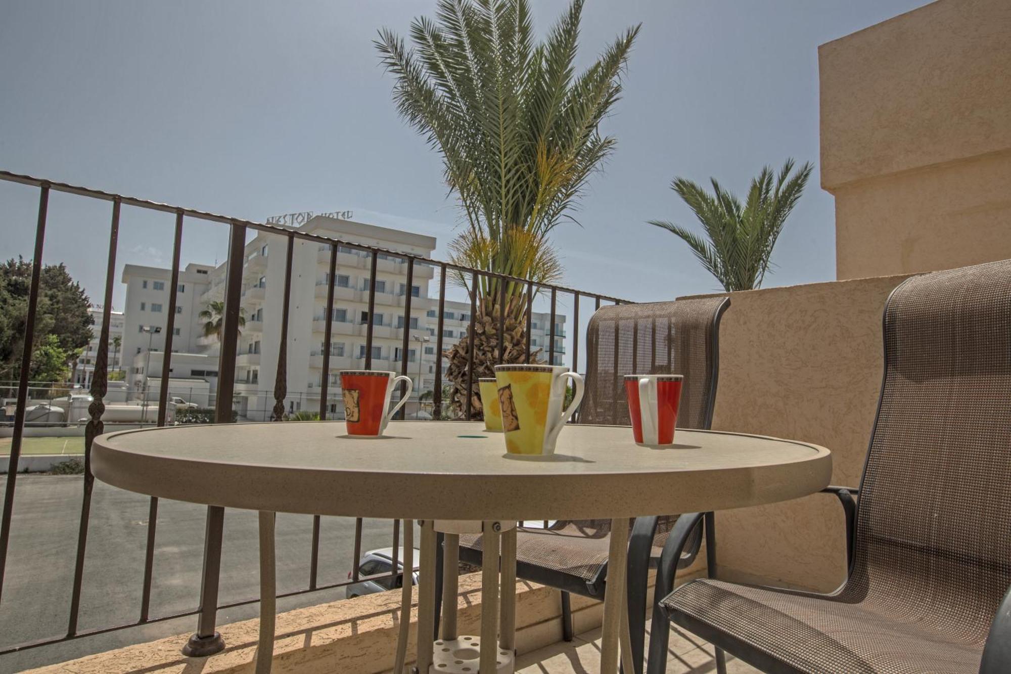 Napiana Apartments Agia Napa Kamer foto