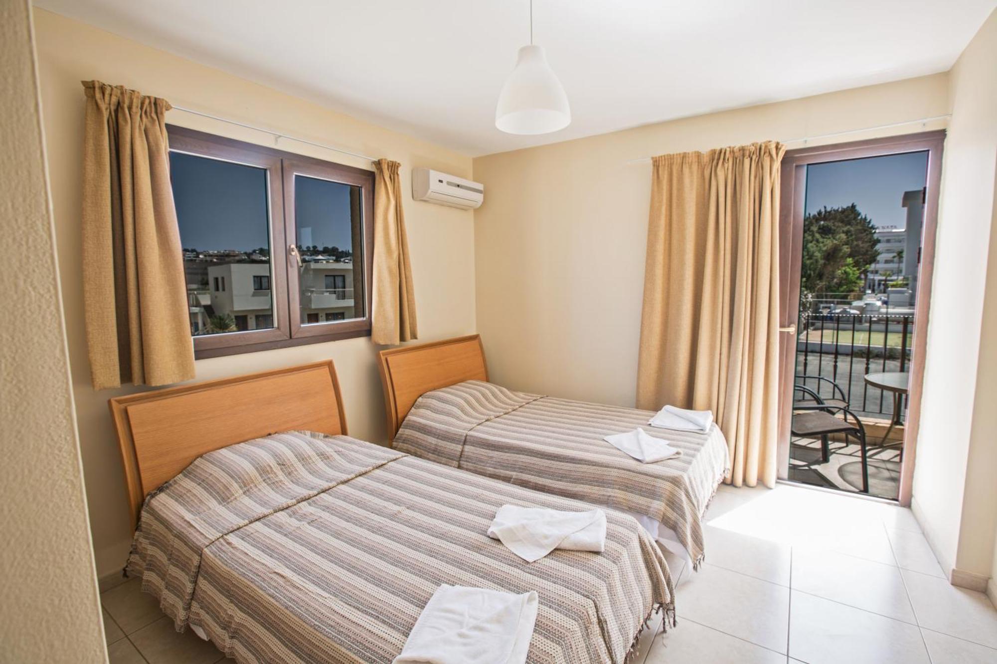 Napiana Apartments Agia Napa Kamer foto