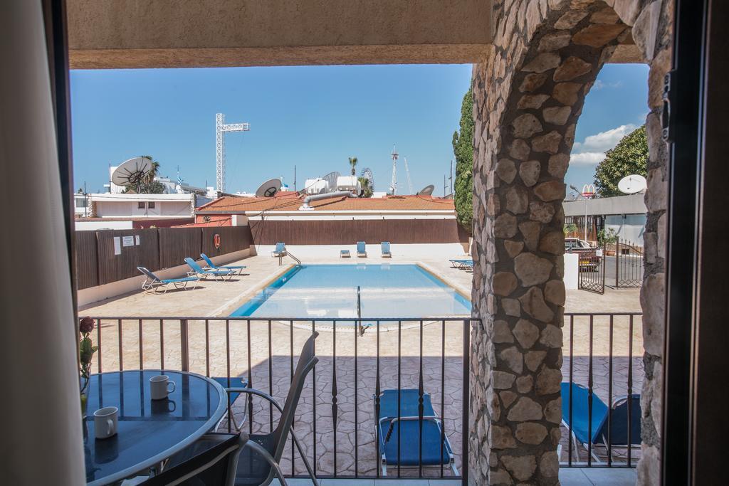 Napiana Apartments Agia Napa Buitenkant foto