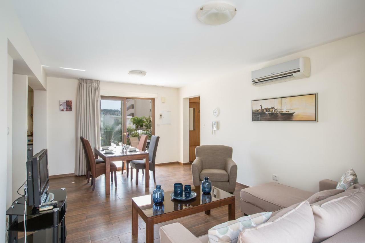 Napiana Apartments Agia Napa Buitenkant foto
